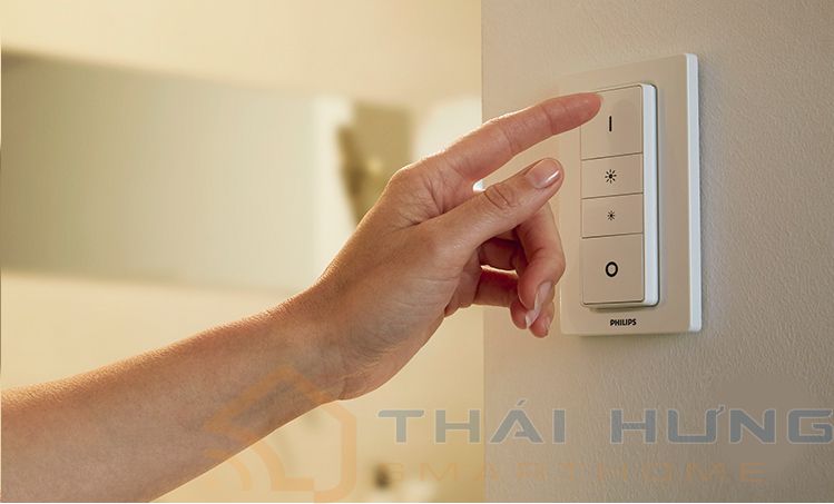 Công tắc Philips Hue Dimmer Switch điều chỉnh độ sáng